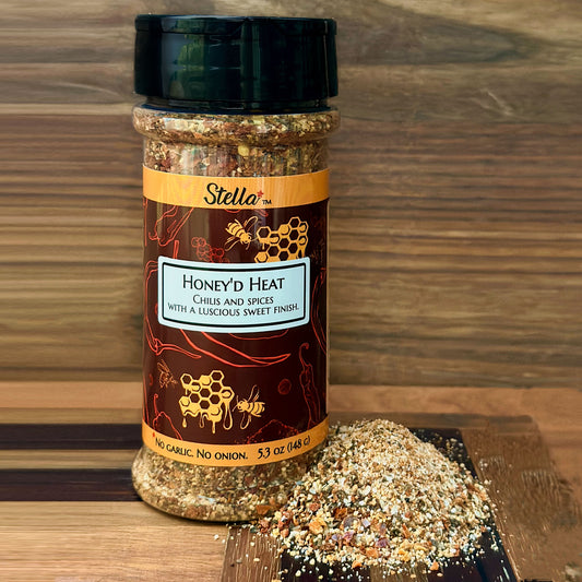 Aleppo and cayenne peppers meld with savory garden vegetables and spices with a delicate sweetness to balance.